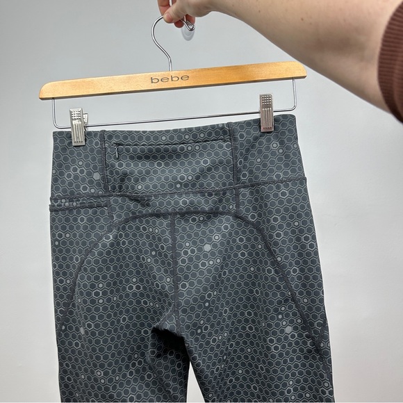 Sweaty Betty Power 7/8 Athletic Tights Workout Leggings Black/Gray Size Small - Picture 8 of 13